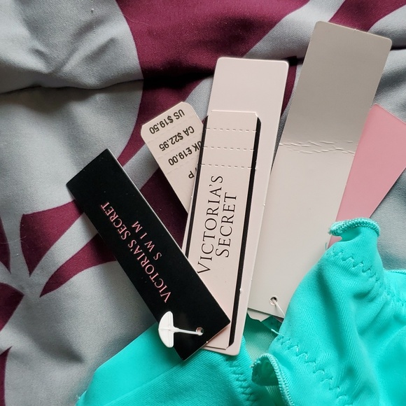 VS bikini bottoms size S bundle - Picture 3 of 4